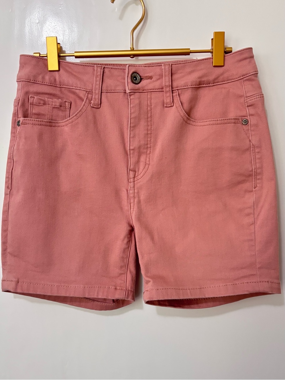 Santana| Salmon Pink Denim Shorts with Classic Five-Pocket Jeans Fit Sz 8